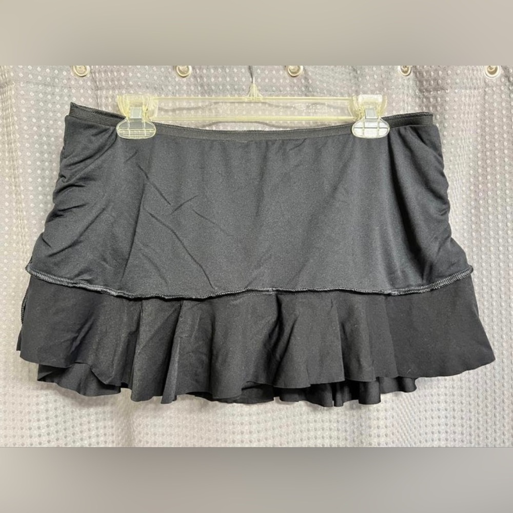 Women’s sz 16 Ralph Lauren Swim Skirt